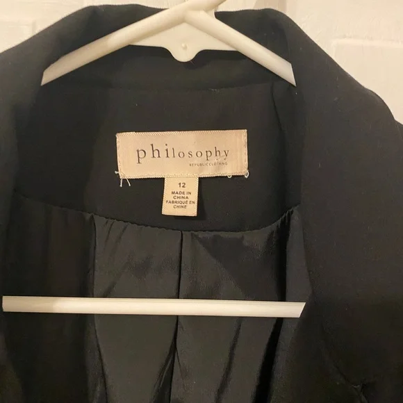 Philosophy Classic Black Blazer - Picture 2 of 2